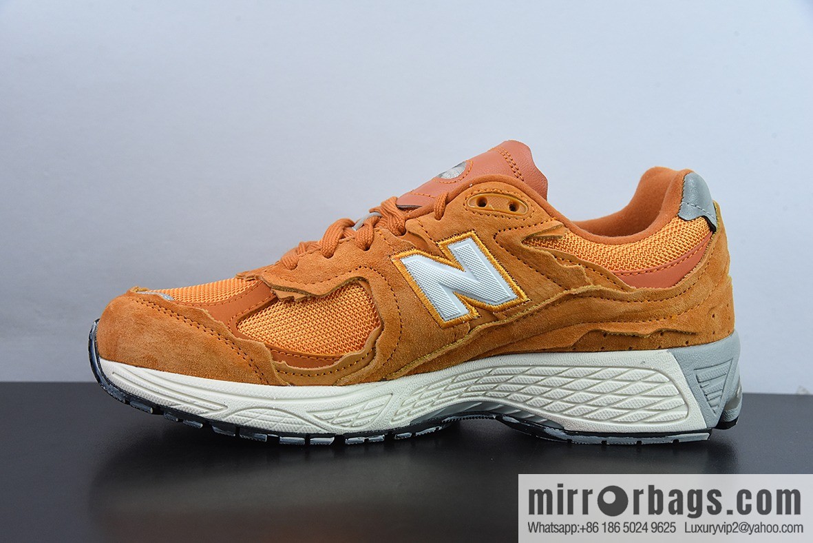 New Balance ML2002 Series Vintage Daddy Style Unisex Casual Shoes Couple Versatile Jogging Shoes Sports Men's Shoes Women's Shoes M2002RDE