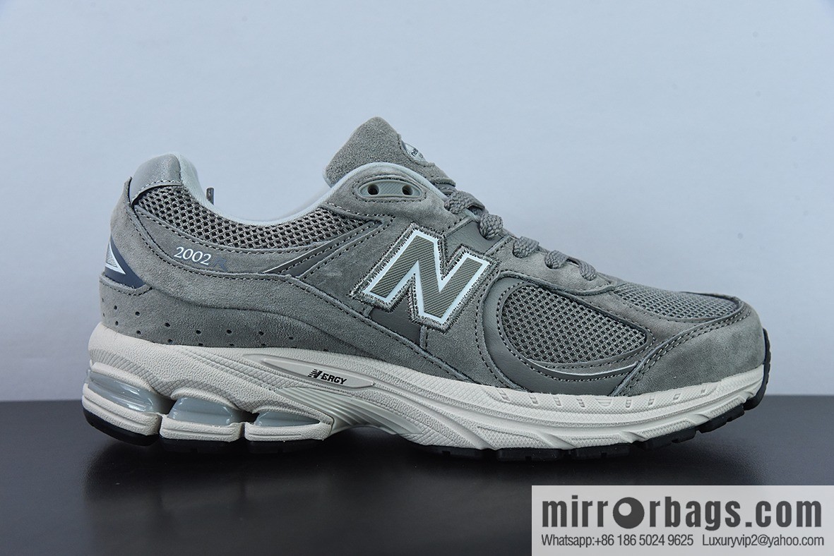 New Balance ML2002 Series Vintage Daddy Style Unisex Casual Shoes Couple Versatile Jogging Shoes Sports Men's Shoes Women's Shoes ML2002RC
