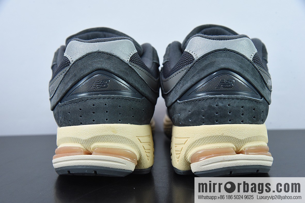New Balance ML2002 Series Vintage Daddy Style Unisex Casual Shoes Couple Versatile Jogging Shoes Sports Men's Shoes Women's Shoes M2002RHO