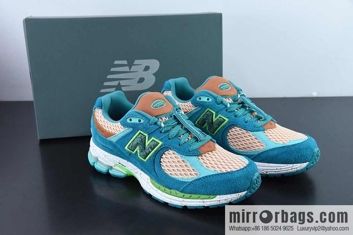 New Balance ML2002 Series Vintage Daddy Style Unisex Casual Shoes Couple Versatile Jogging Shoes Sports Men's Shoes Women's Shoes ML2002RJ