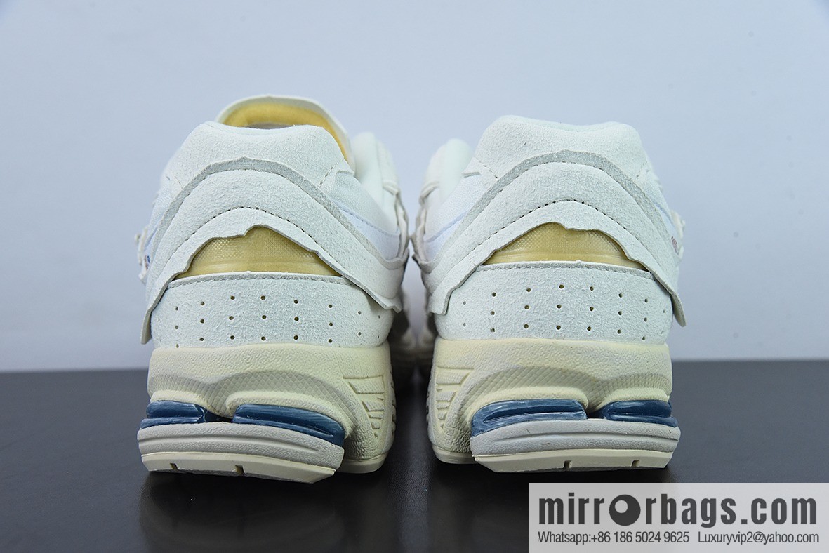 New Balance ML2002 Series Vintage Daddy Style Unisex Casual Shoes Couple Versatile Jogging Shoes Sports Men's Shoes Women's Shoes M2002RDC