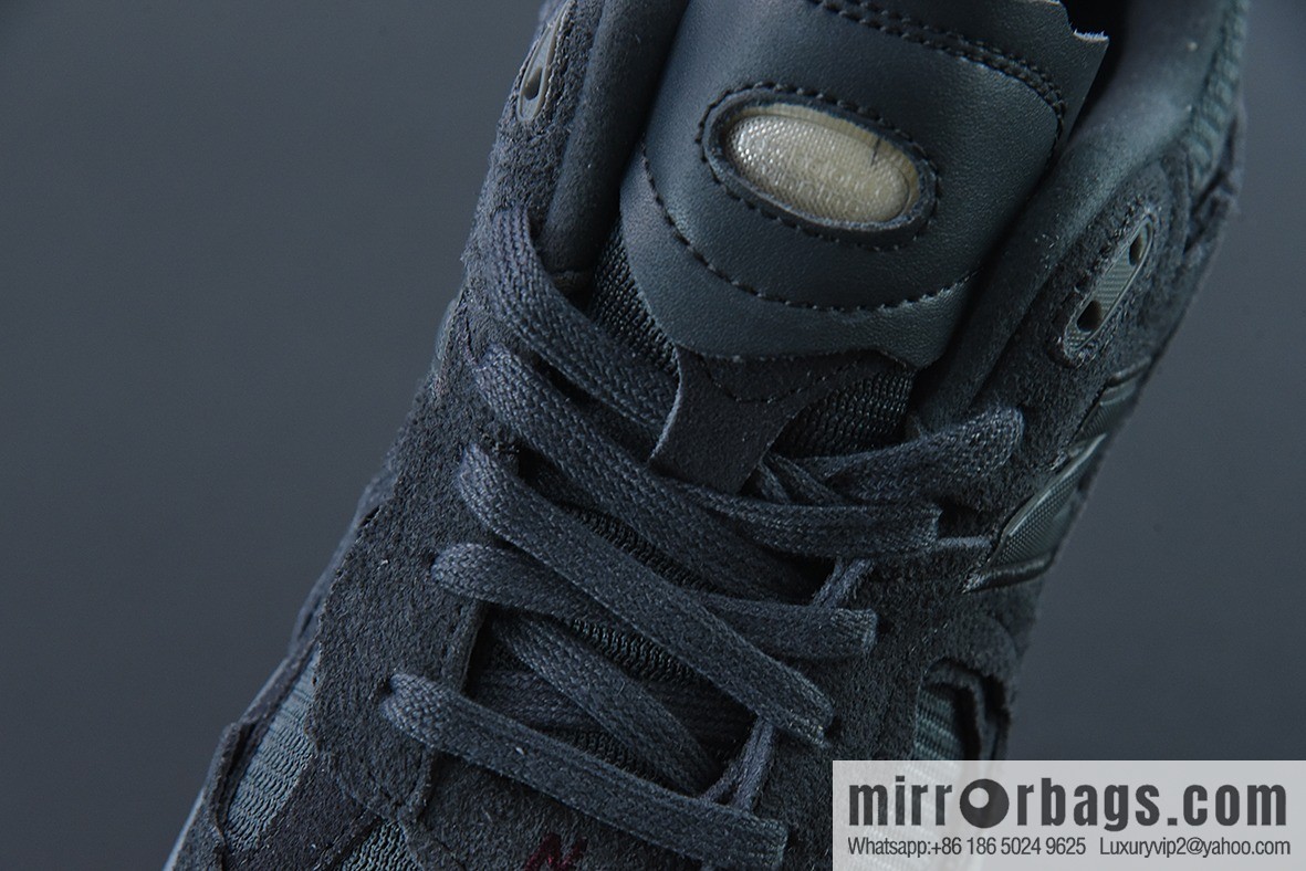 New Balance ML2002 Series Vintage Daddy Style Unisex Casual Shoes Couple Versatile Jogging Shoes Sports Men's Shoes Women's Shoes M2002RDB