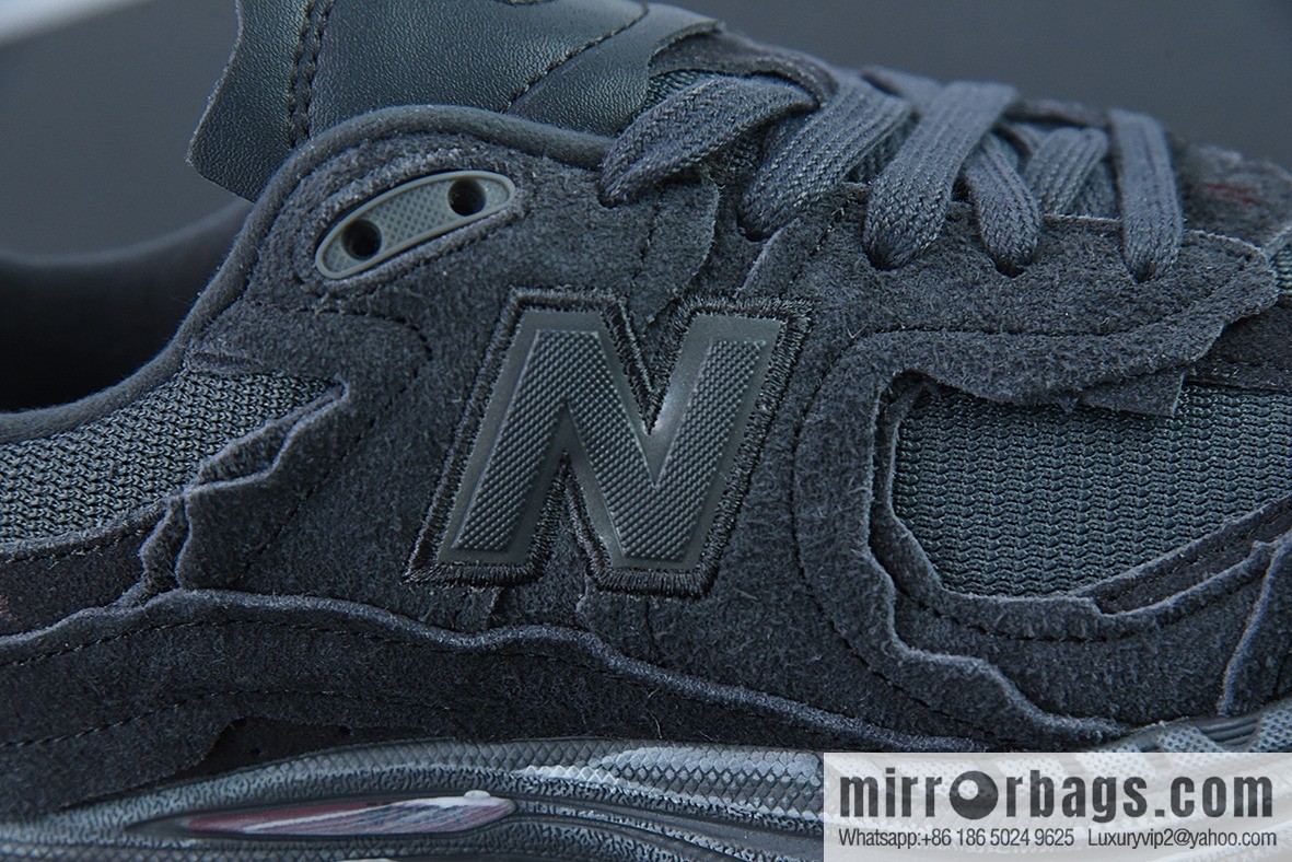 New Balance ML2002 Series Vintage Daddy Style Unisex Casual Shoes Couple Versatile Jogging Shoes Sports Men's Shoes Women's Shoes M2002RDB