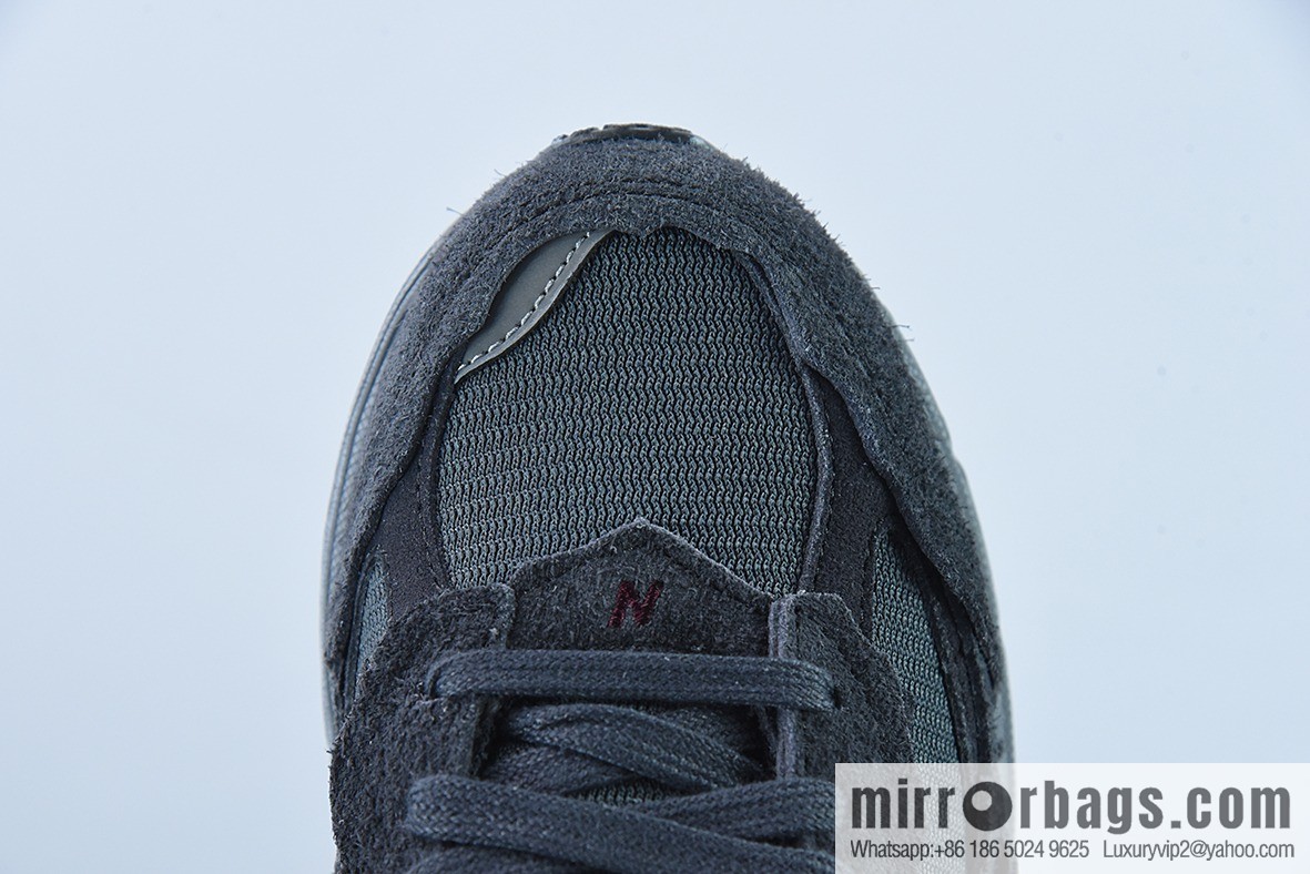 New Balance ML2002 Series Vintage Daddy Style Unisex Casual Shoes Couple Versatile Jogging Shoes Sports Men's Shoes Women's Shoes M2002RDB