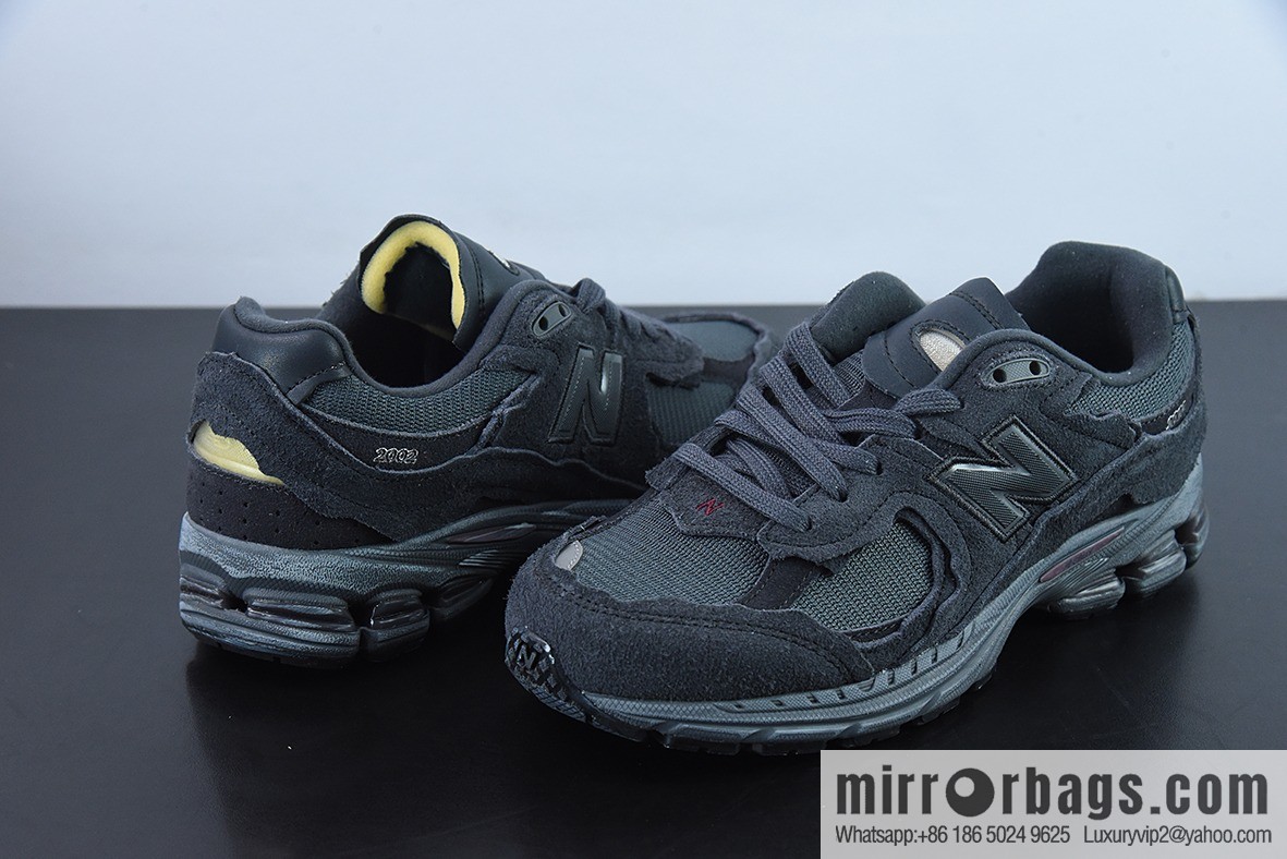 New Balance ML2002 Series Vintage Daddy Style Unisex Casual Shoes Couple Versatile Jogging Shoes Sports Men's Shoes Women's Shoes M2002RDB