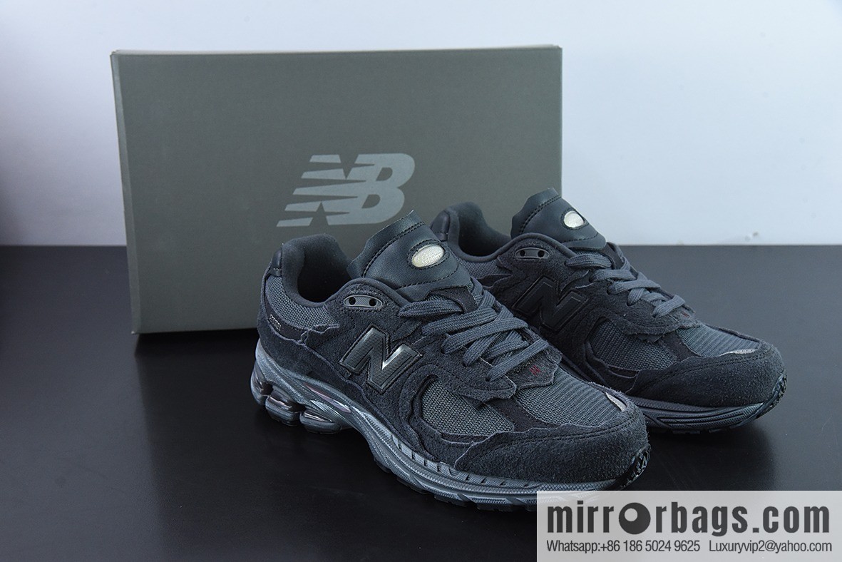 New Balance ML2002 Series Vintage Daddy Style Unisex Casual Shoes Couple Versatile Jogging Shoes Sports Men's Shoes Women's Shoes M2002RDB