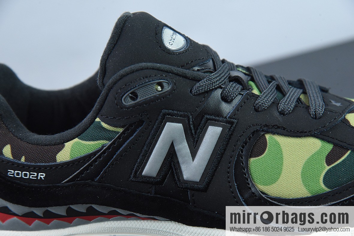 New Balance ML2002 Series Vintage Daddy Style Unisex Casual Shoes Couple Versatile Jogging Shoes Sports Men's Shoes Women's Shoes M2002RBF