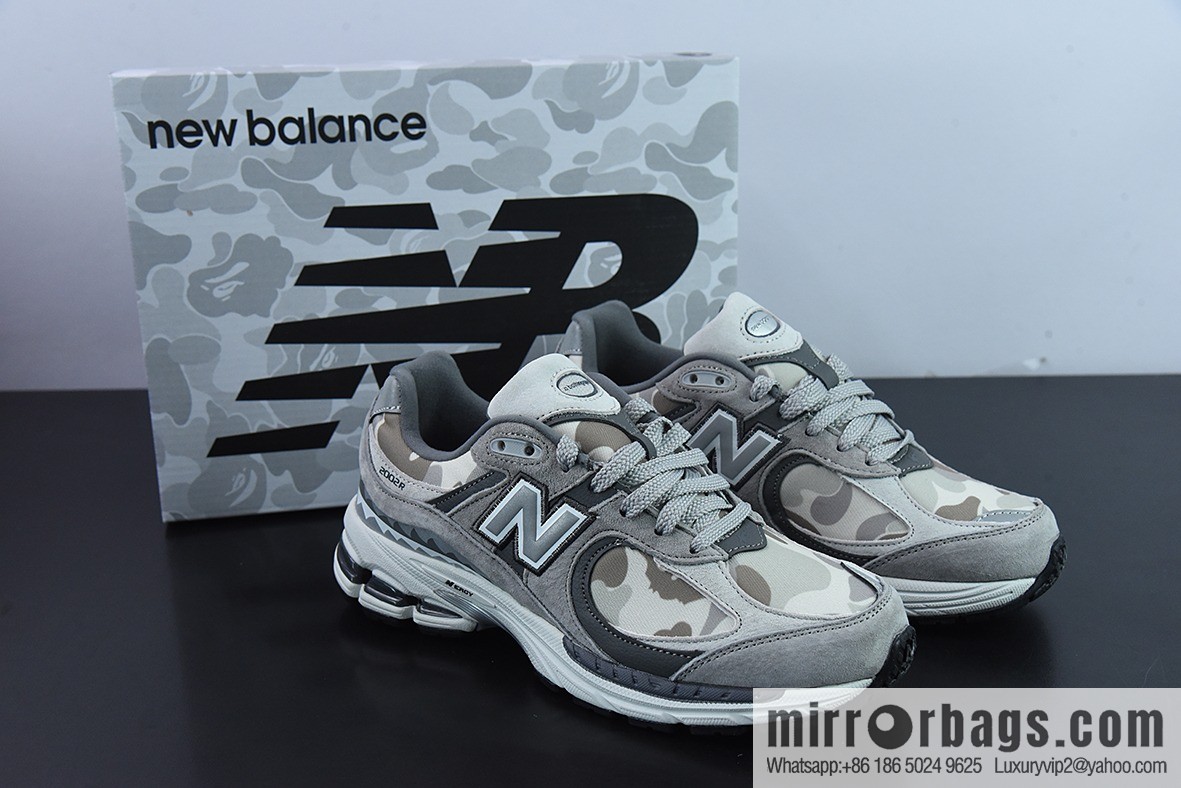 New Balance ML2002 Series Vintage Daddy Style Unisex Casual Shoes Couple Versatile Jogging Shoes Sports Men's Shoes Women's Shoes M2002RBG