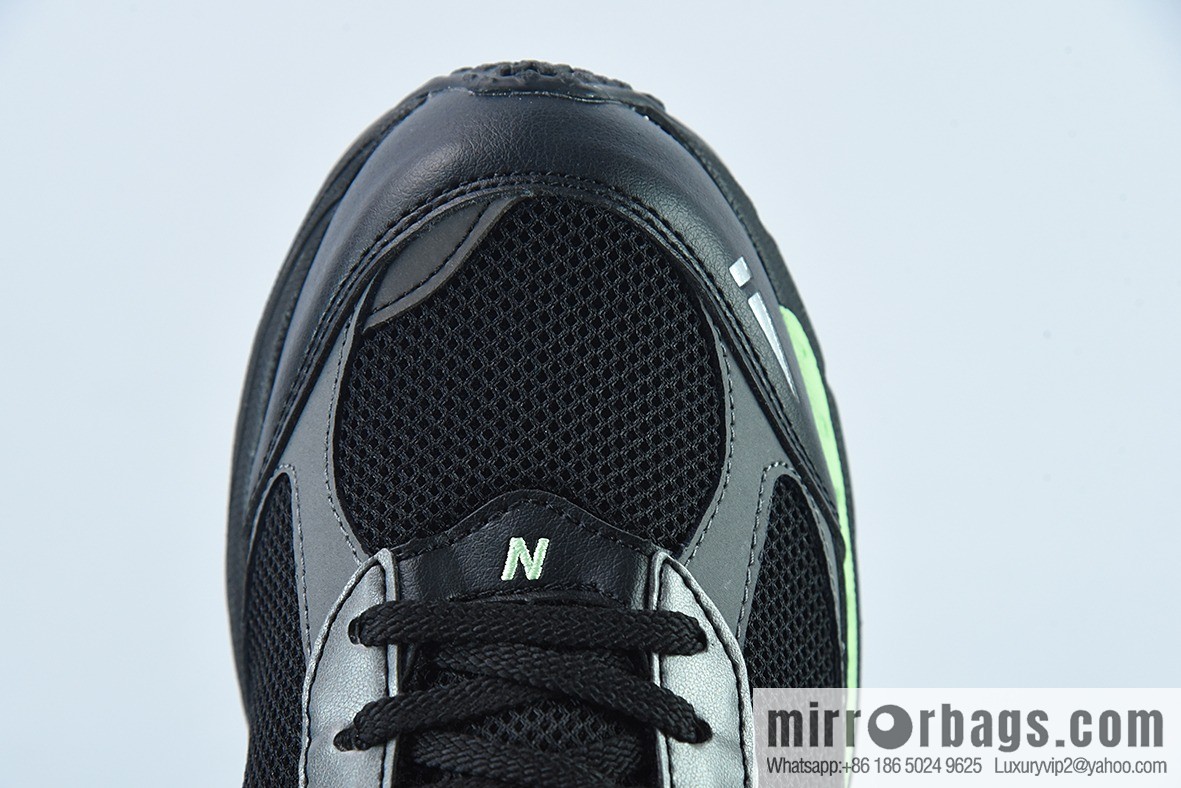 New Balance ML2002 Series Vintage Daddy Style Unisex Casual Shoes Couple Versatile Jogging Shoes Sports Men's Shoes Women's Shoes M2002RLD