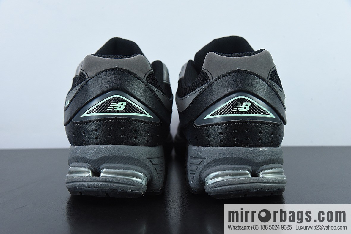 New Balance ML2002 Series Vintage Daddy Style Unisex Casual Shoes Couple Versatile Jogging Shoes Sports Men's Shoes Women's Shoes M2002RLD