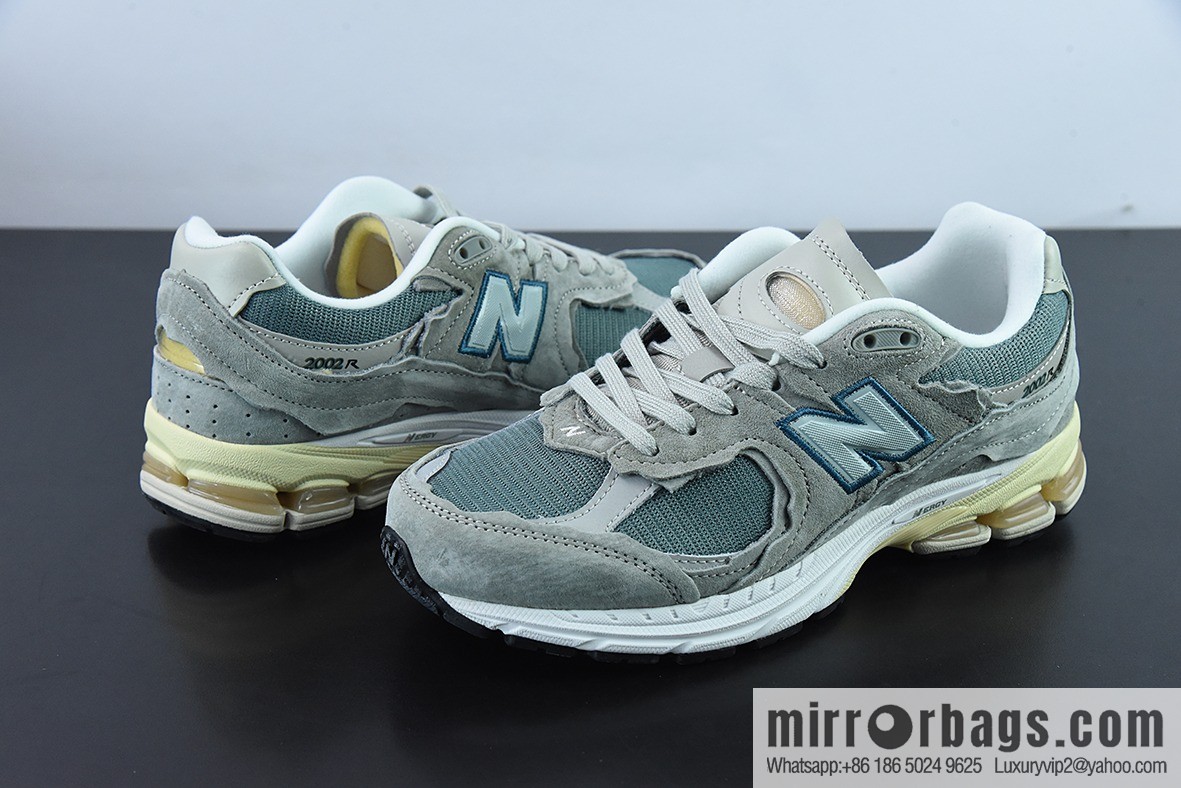 New Balance ML2002 Series Vintage Daddy Style Unisex Casual Shoes Couple Versatile Jogging Shoes Sports Men's Shoes Women's Shoes M2002RDD