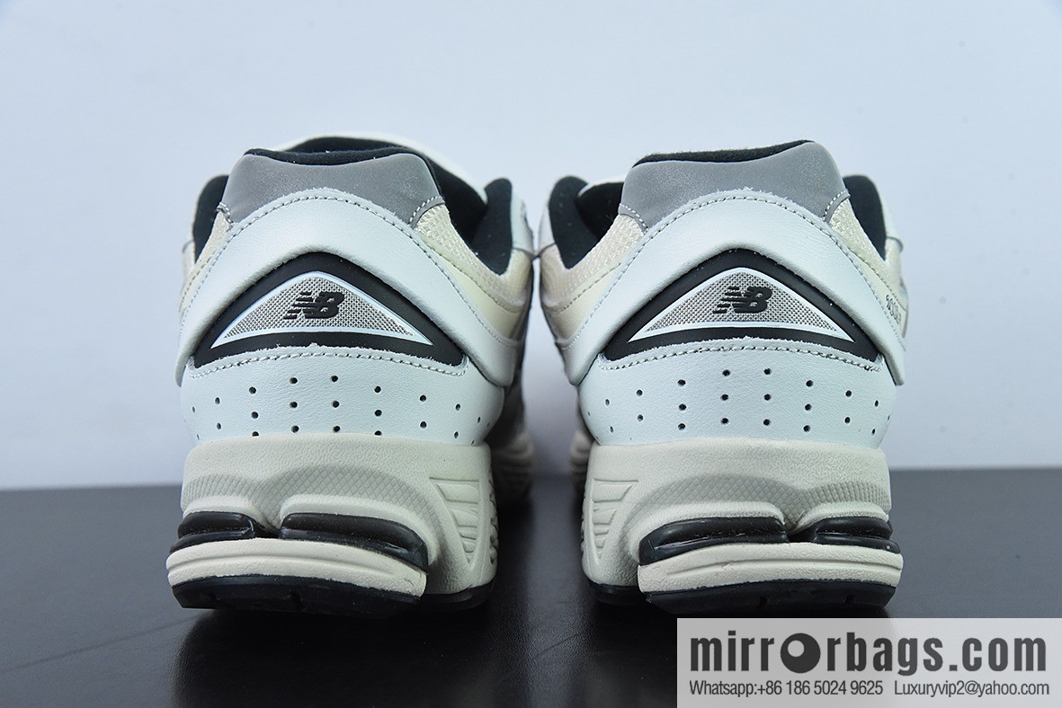 New Balance ML2002 Series Vintage Daddy Style Unisex Casual Shoes Couple Versatile Jogging Shoes Sports Men's Shoes Women's Shoes ML2002RQ