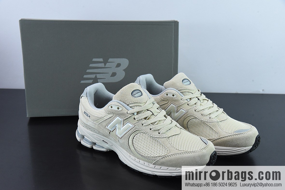 New Balance ML2002 Series Vintage Daddy Style Unisex Casual Shoes Couple Versatile Jogging Shoes Sports Men's Shoes ML2002RE