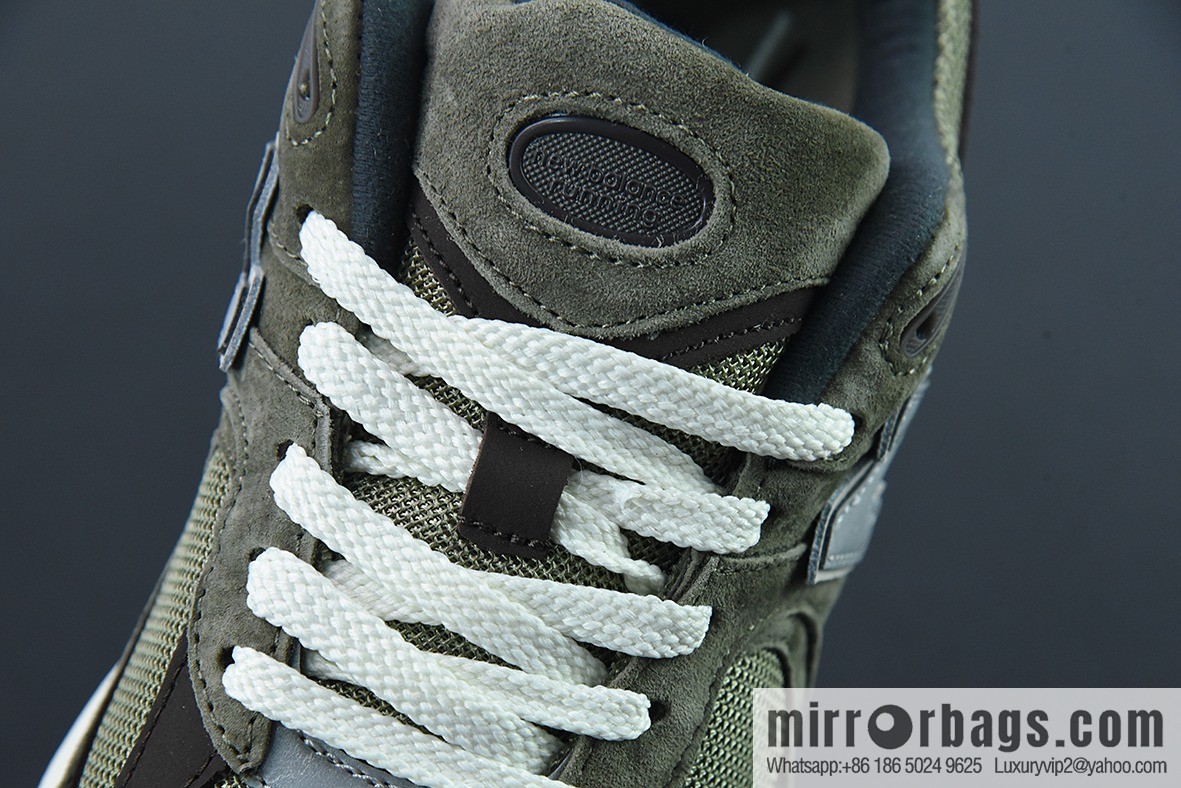 New Balance ML2002 Series Vintage Daddy Style Unisex Casual Shoes Couple Versatile Jogging Shoes Sports Men's Shoes M2002RHN