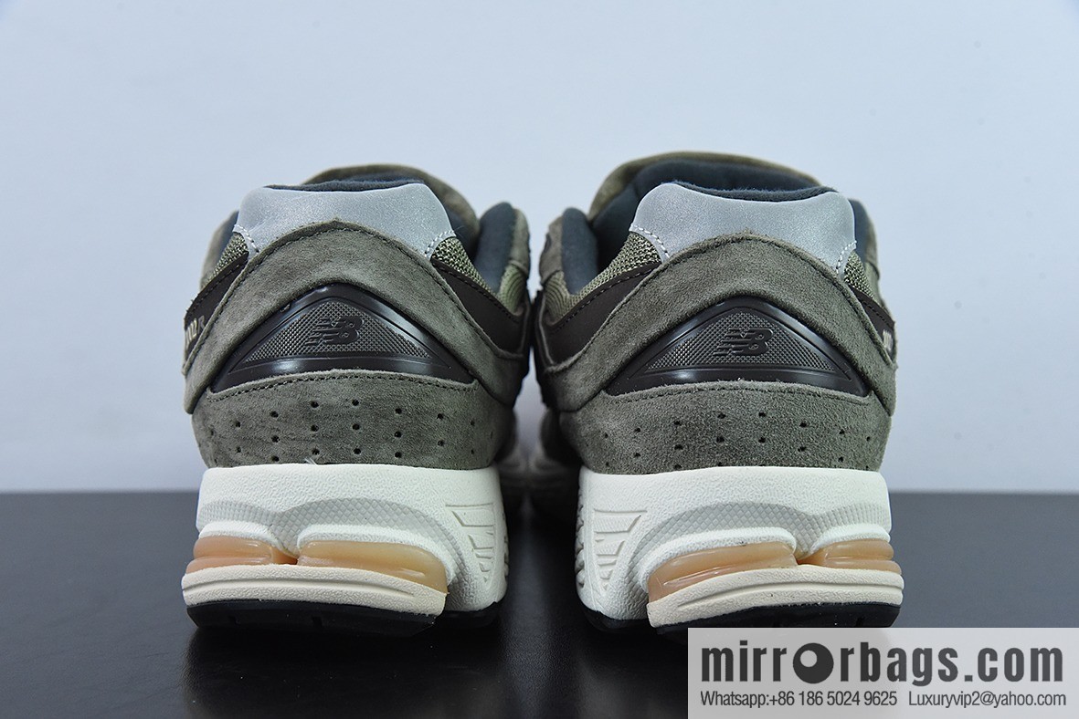 New Balance ML2002 Series Vintage Daddy Style Unisex Casual Shoes Couple Versatile Jogging Shoes Sports Men's Shoes M2002RHN
