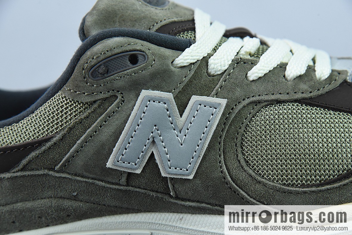 New Balance ML2002 Series Vintage Daddy Style Unisex Casual Shoes Couple Versatile Jogging Shoes Sports Men's Shoes M2002RHN