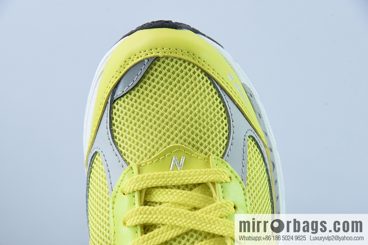 New Balance ML2002 Series Vintage Daddy Style Unisex Casual Shoes Couple Versatile Jogging Shoes Sports Men's Shoes M2002RLC