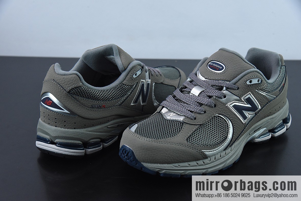New Balance ML2002 Series Vintage Daddy Style Unisex Casual Shoes Couple Versatile Jogging Shoes Sports Men's Shoes ML2002RA