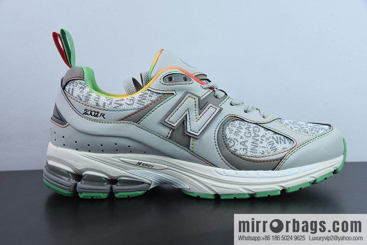 New Balance ML2002 Series Vintage Daddy Style Unisex Casual Shoes Couple Versatile Jogging Shoes Sports Men's Shoes ML2002RGD