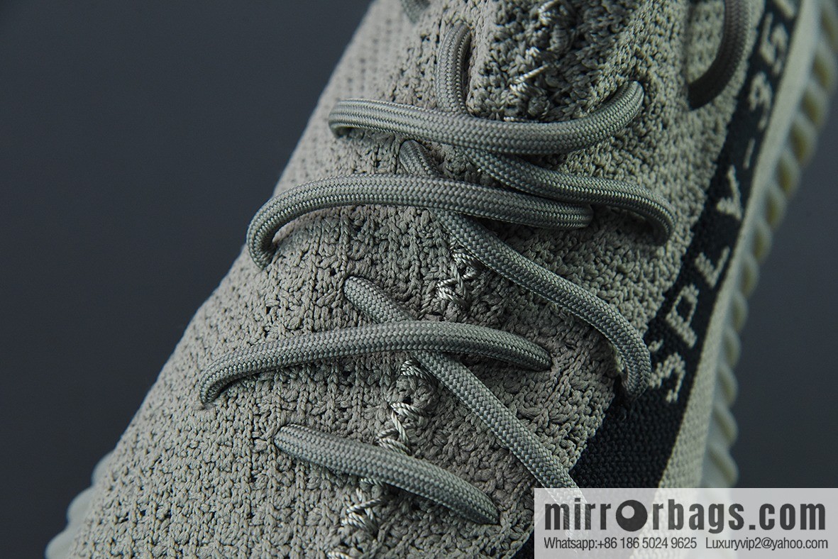 Adidas originals Yeezy boost 350 V2 granite Unisex coconut running shoes of the same style, item number: HQ2059