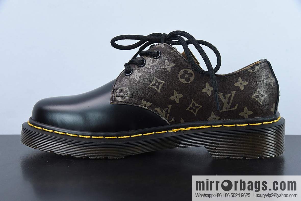 LV/Louis Vuitton Martin boots series, Martin boots /Dr.martens low-top Martin boots, black and brown LV item number: R11822202