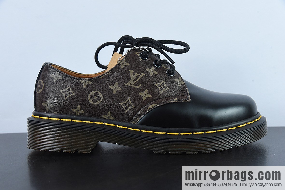 LV/Louis Vuitton Martin boots series, Martin boots /Dr.martens low-top Martin boots, black and brown LV item number: R11822202