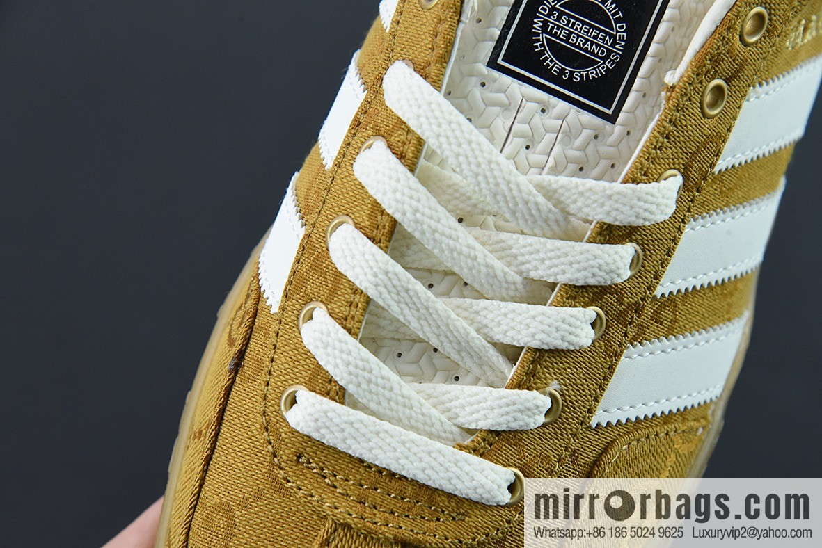 Adidas originals x Gucci Gazelle Adidas Gucci joint classic casual shoes Code: GTI1C