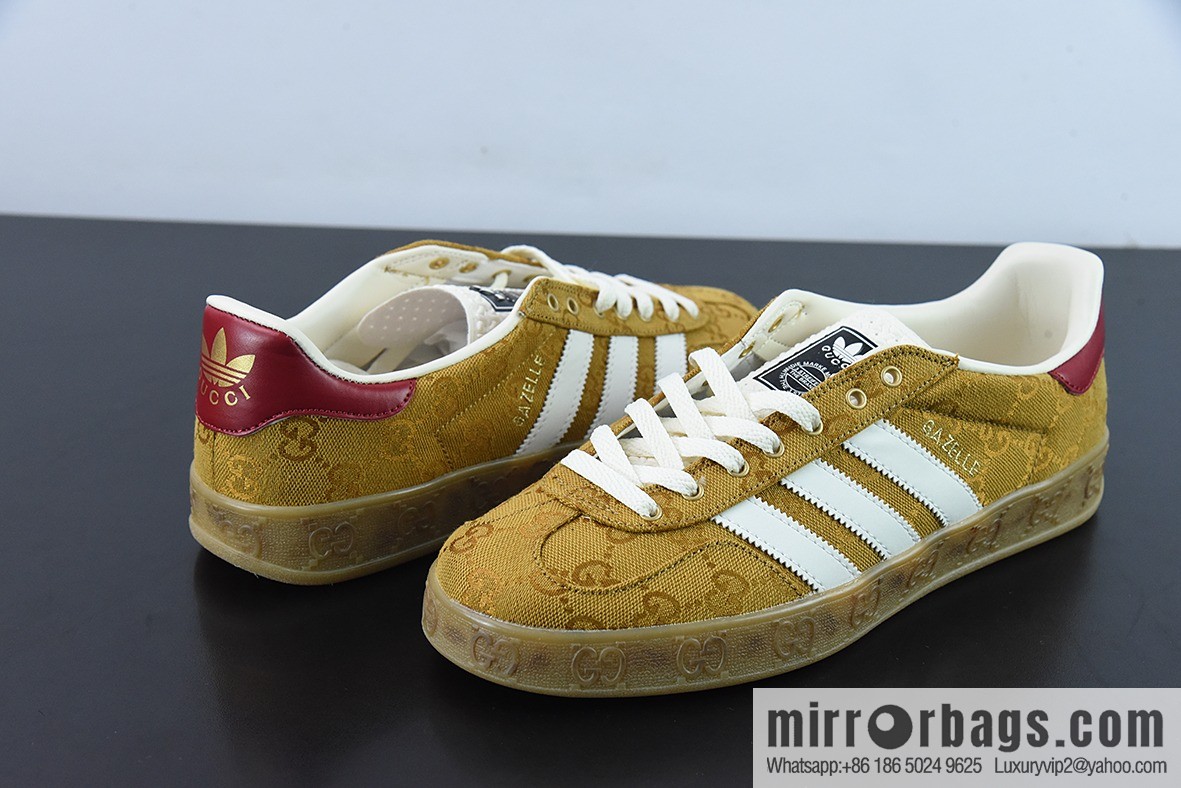 Adidas originals x Gucci Gazelle Adidas Gucci joint classic casual shoes Code: GTI1C
