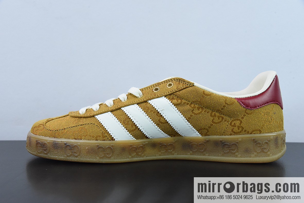 Adidas originals x Gucci Gazelle Adidas Gucci joint classic casual shoes Code: GTI1C