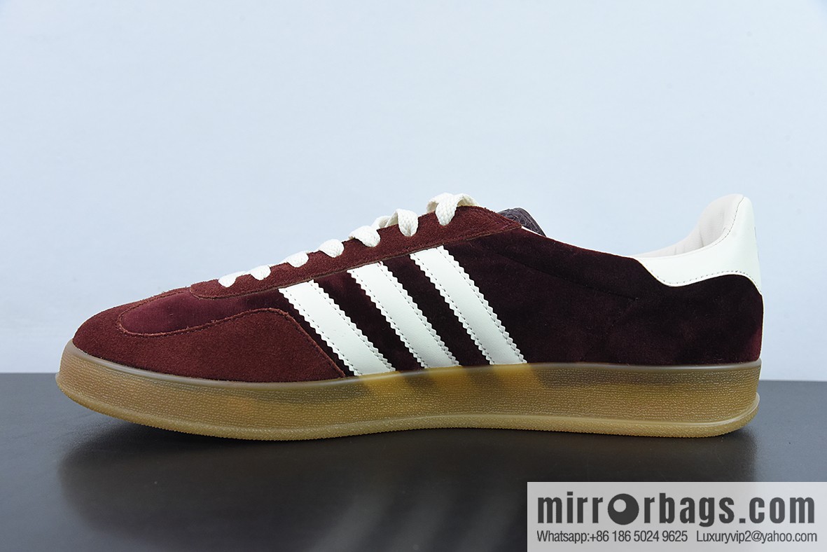 Adidas originals x Gucci Gazelle Adidas Gucci joint classic casual shoes Code: GTI1C