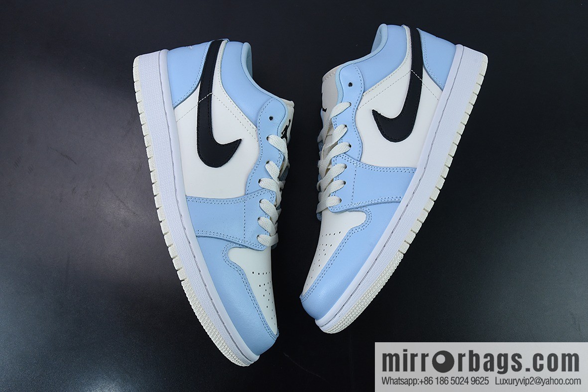 Air Jordan 1 Low AJ1 Joe 1 sky blue, sports culture basketball shoes 554723-401