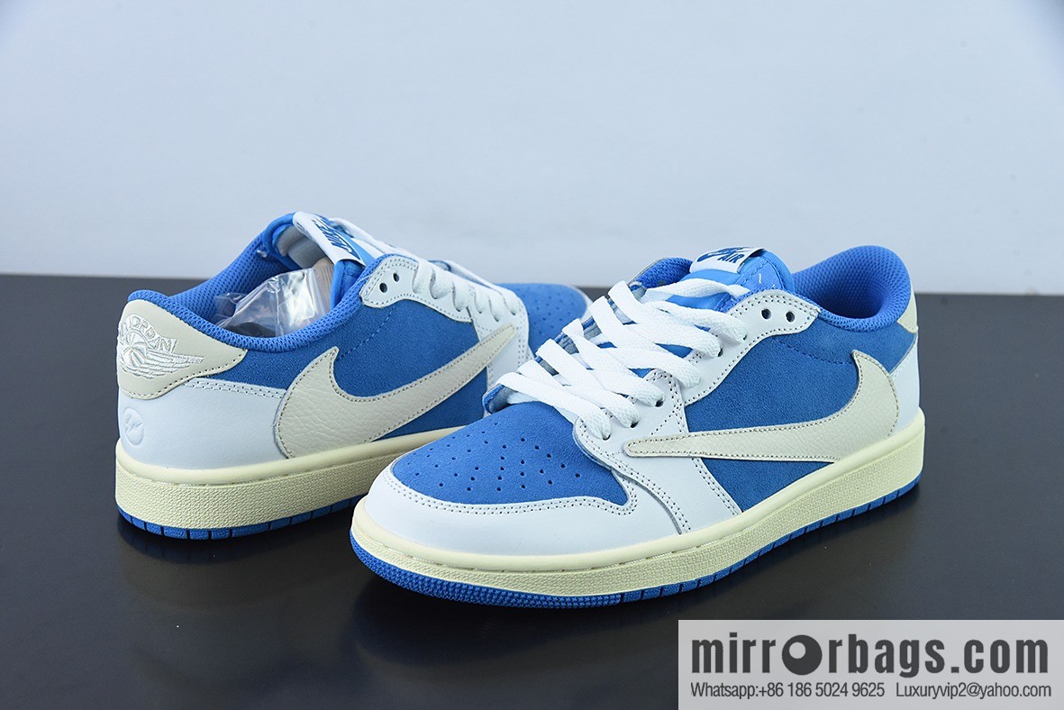 Fragment x Travis Scott x Air Jordan 1 Low three-party joint barb low-top casual board shoes original box Shipping number: CQ4277 212