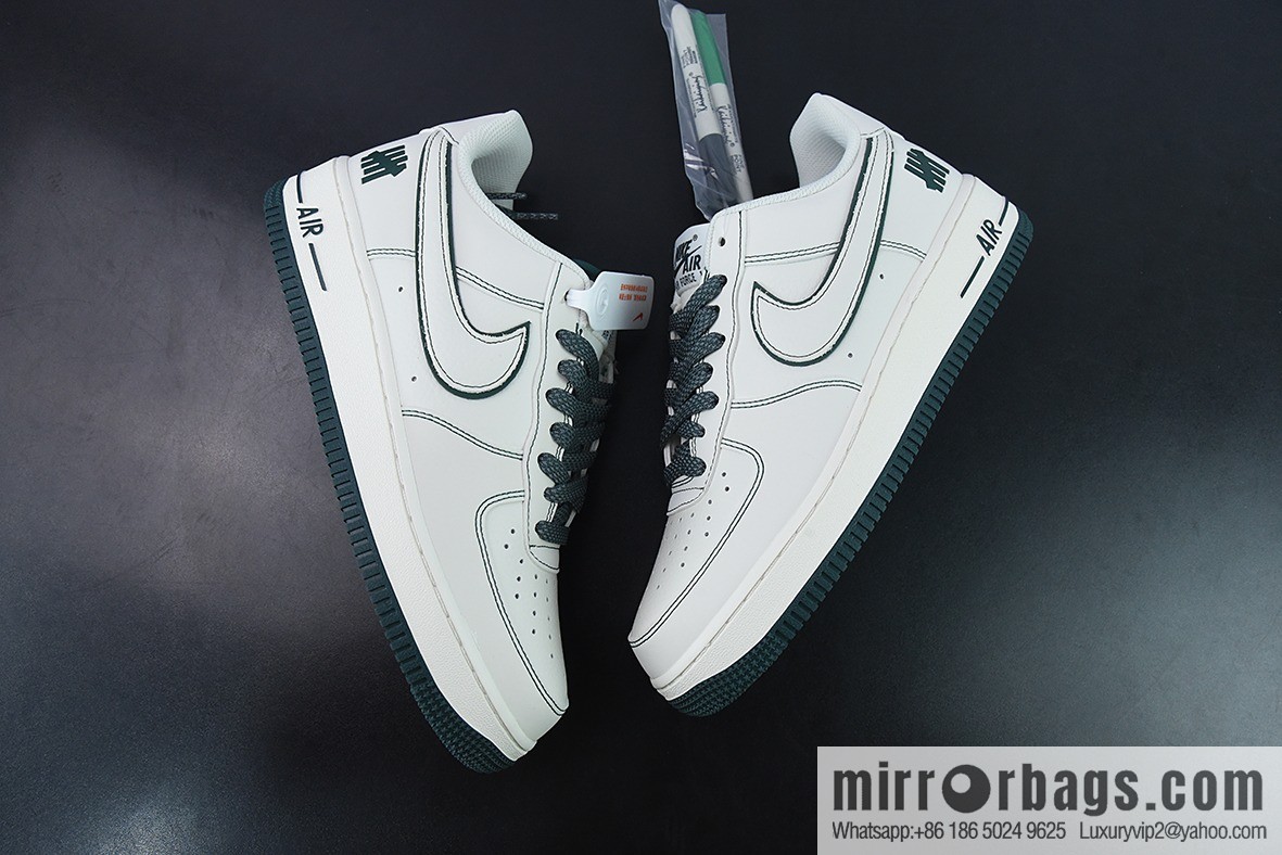 Undefeated x Nike Air Force 1 Low Meter Green, Air Force One Low Order Number: UN3699-066