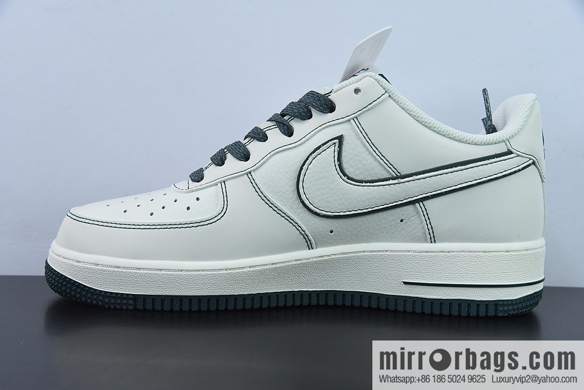 Undefeated x Nike Air Force 1 Low Meter Green, Air Force One Low Order Number: UN3699-066