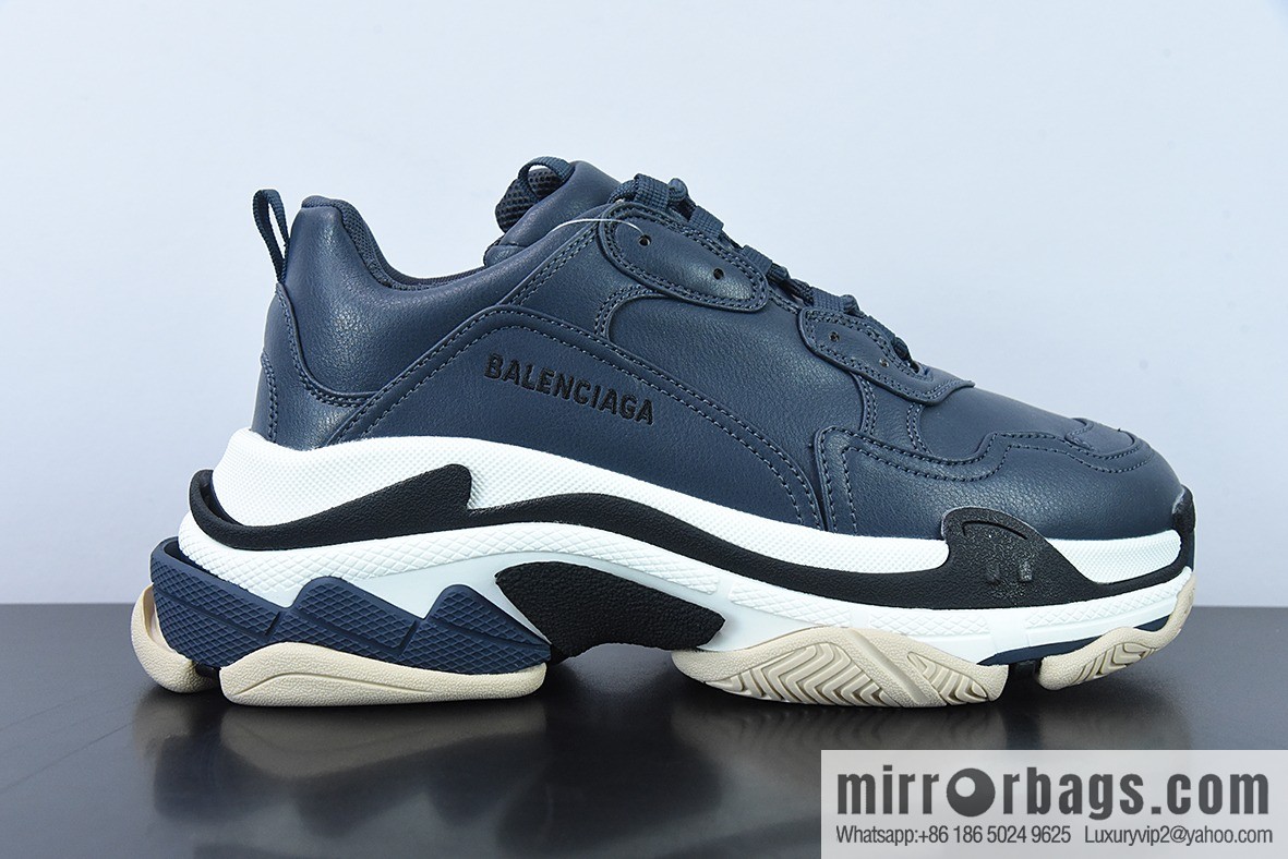 Ad x Balenciaga Triple S joint model, Balenciaga Vintage dad shoes W2FAD4197