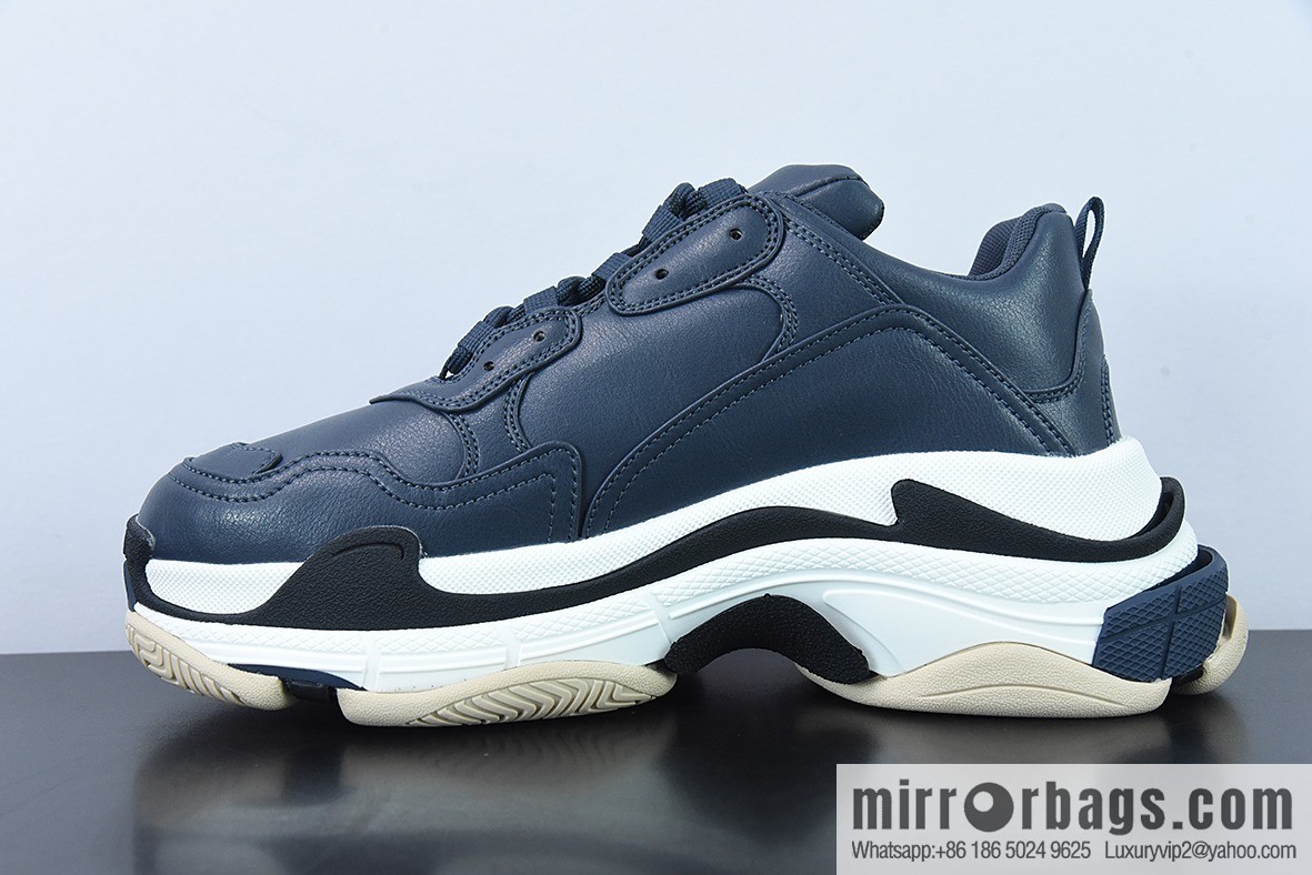 Ad x Balenciaga Triple S joint model, Balenciaga Vintage dad shoes W2FAD4197
