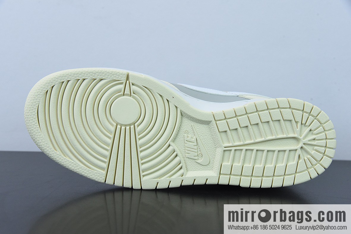 Nike Dunk Low custom color scheme Nike low-top casual shoes, item number: DD8052-112