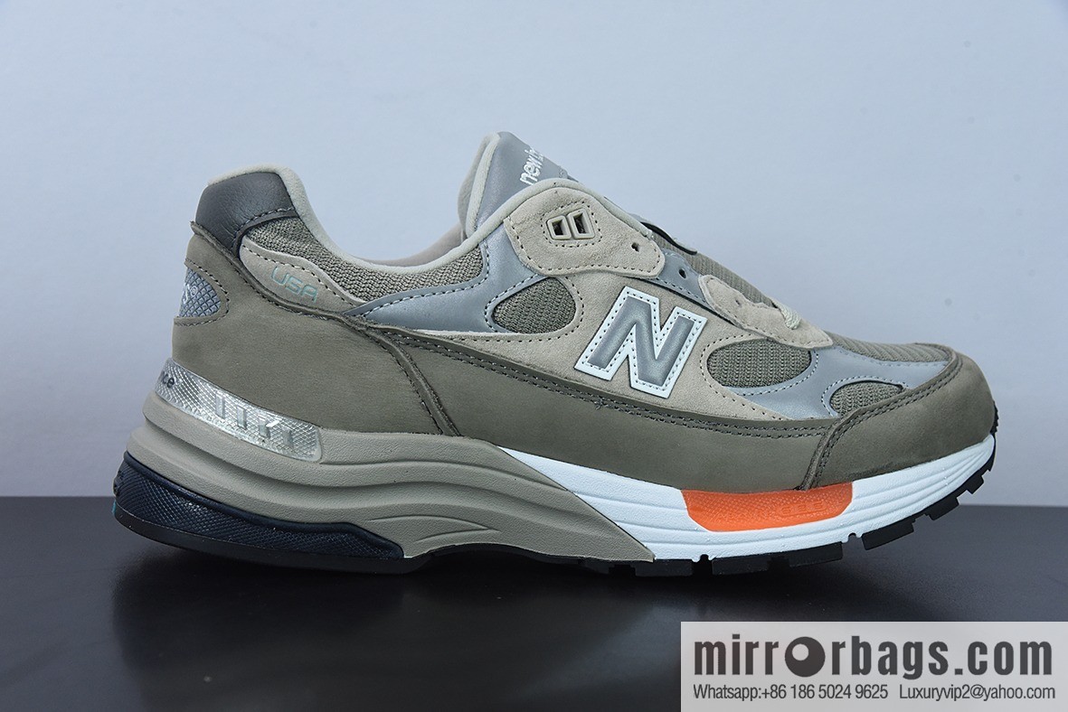WTAPS x New Balance M992WT New Balance NB992 joint president Vintage jogging shoes, gray-green