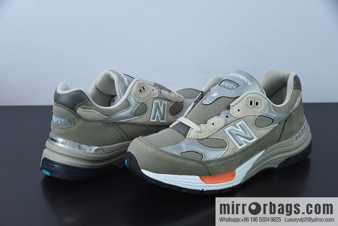 WTAPS x New Balance M992WT New Balance NB992 joint president Vintage jogging shoes, gray-green