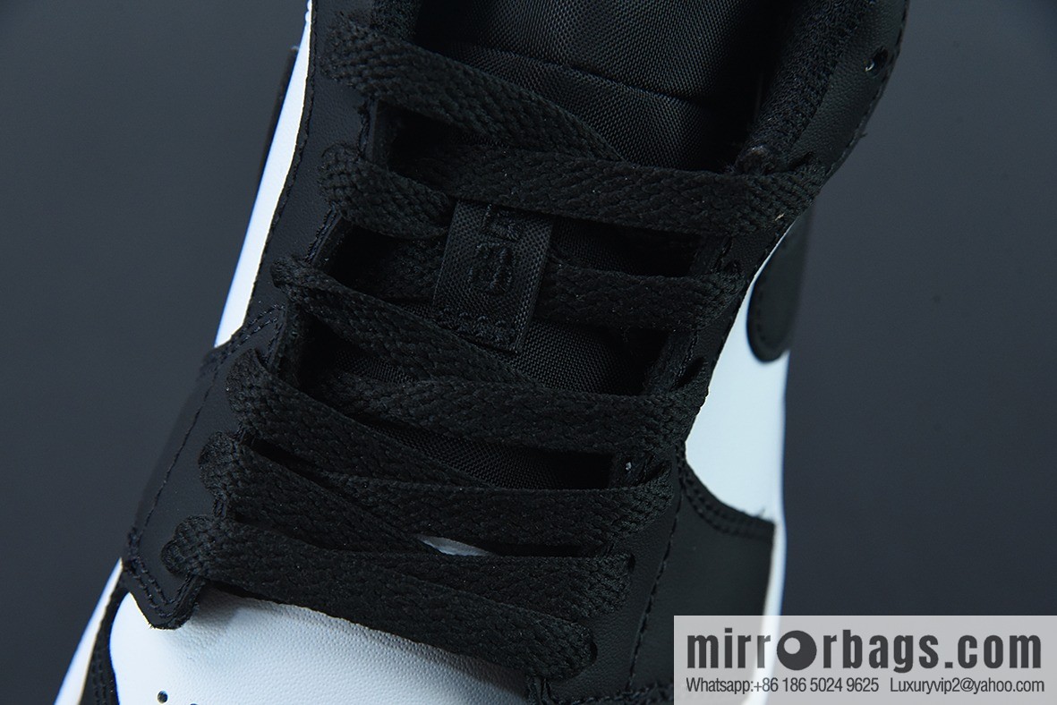 Air Jordan AJ1 Low Top AJ1 White, Black and Green Tiffany & Co. Pure Original Male Size, Item Number: DM1199-100
