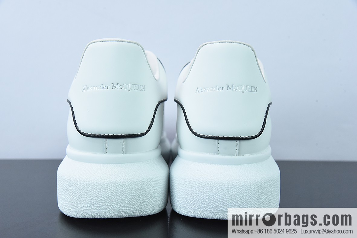 Alexander McQueen Alexander McQueen muffin shoes platform-soled height-enhancing white shoes