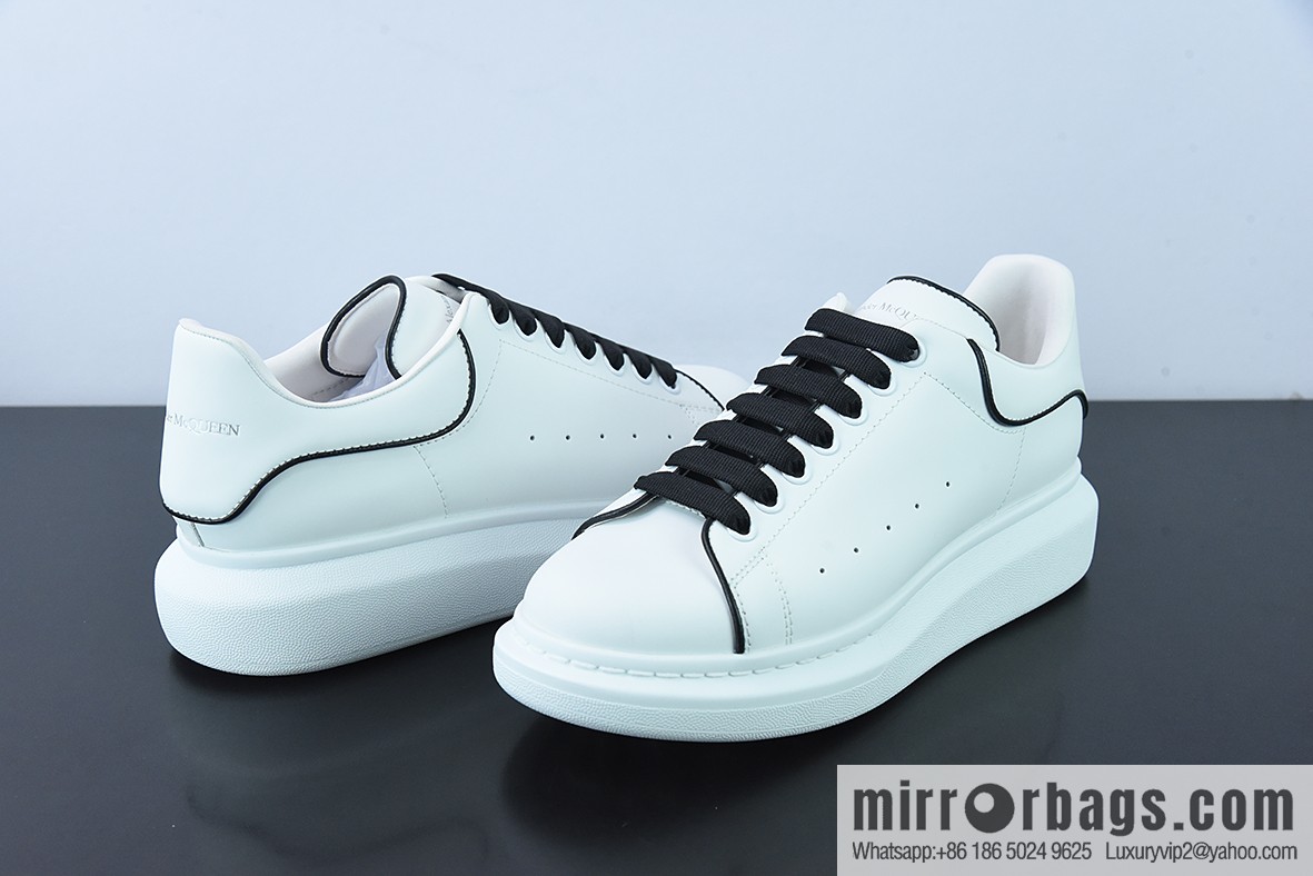 Alexander McQueen Alexander McQueen muffin shoes platform-soled height-enhancing white shoes