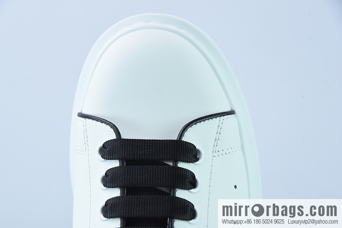 Alexander McQueen Alexander McQueen muffin shoes platform-soled height-enhancing white shoes