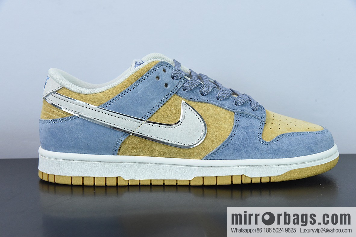 Otomo Katsujiro x NK Dunk SB Low Unisex sneakers of the same style item number: ST1391-204