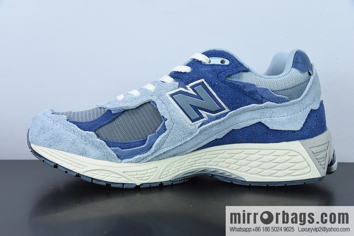 New Balance Patchwork Vintage Casual Running Shoes Men and Women Long Blue and White Blue M2002RDI Blue and White Blue