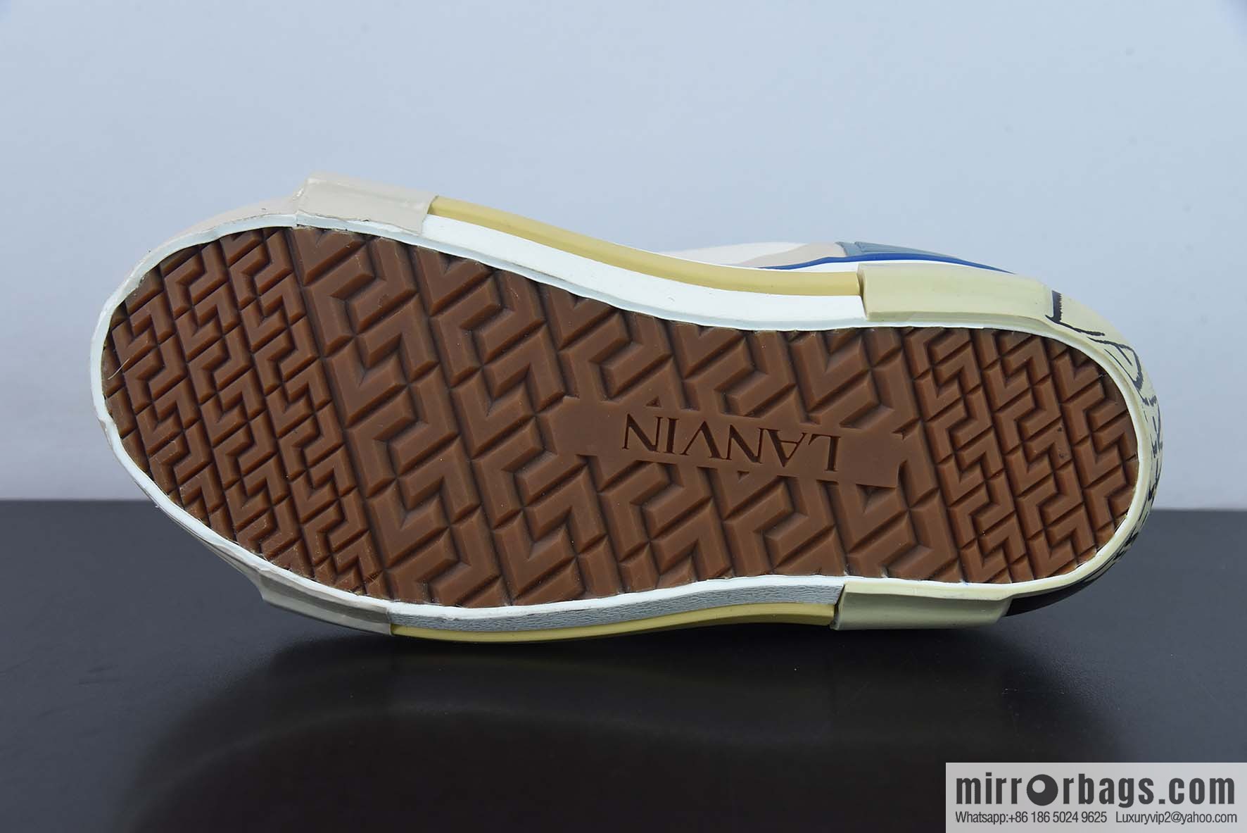 YUG21405250C LANVIN canvas shoes