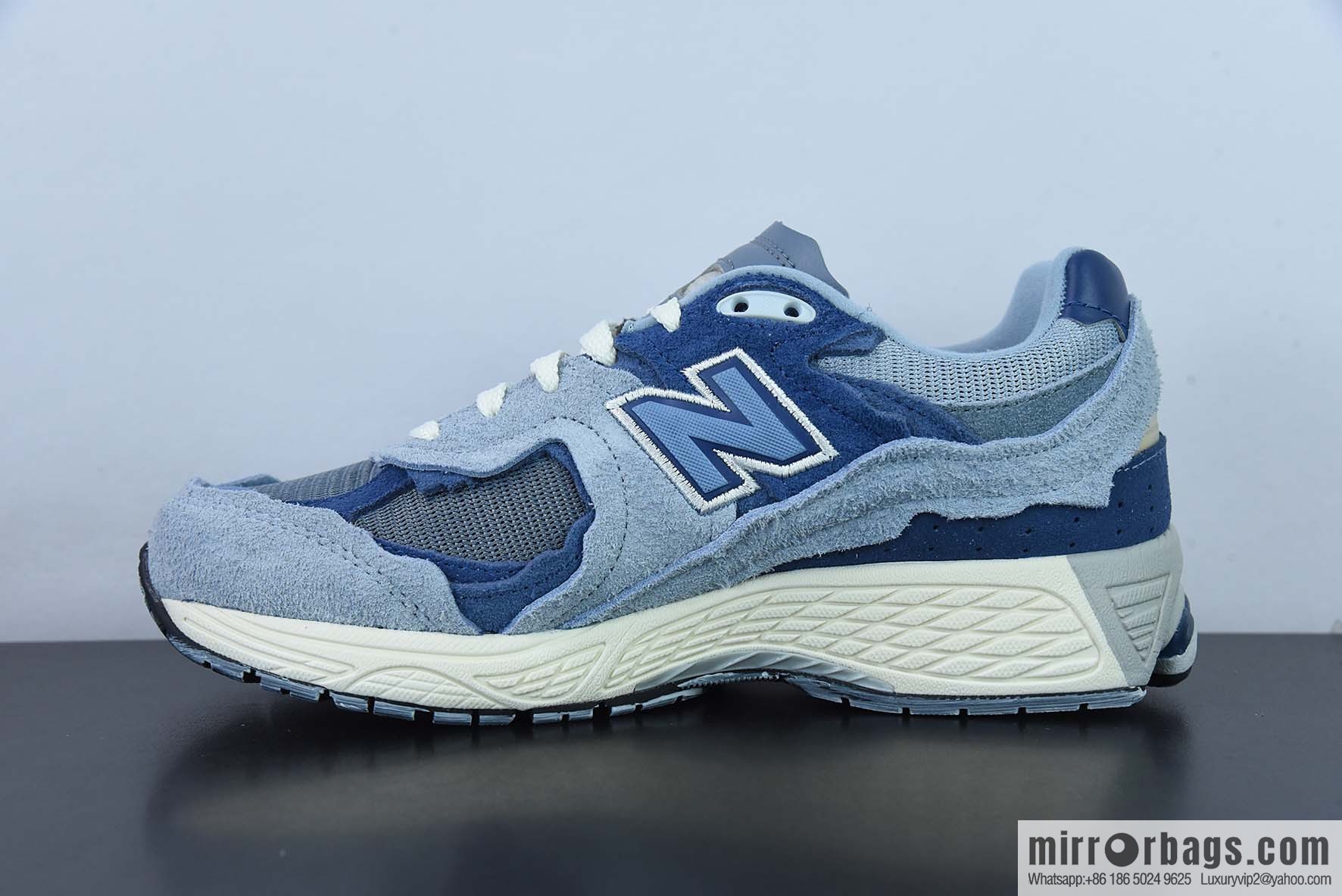New Balance Patchwork Vintage Casual Running Shoes Men and Women Long Blue and White Blue M2002RDI Blue and White Blue