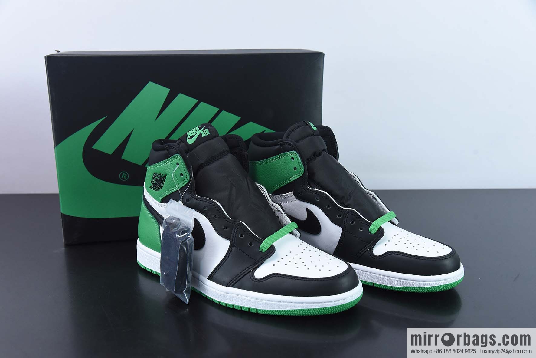 Air Jordan 1 High OG Lucky Green Black and Green Toe Vintage High Top Basketball Shoes, White and Green Black Item number: DZ5485-031