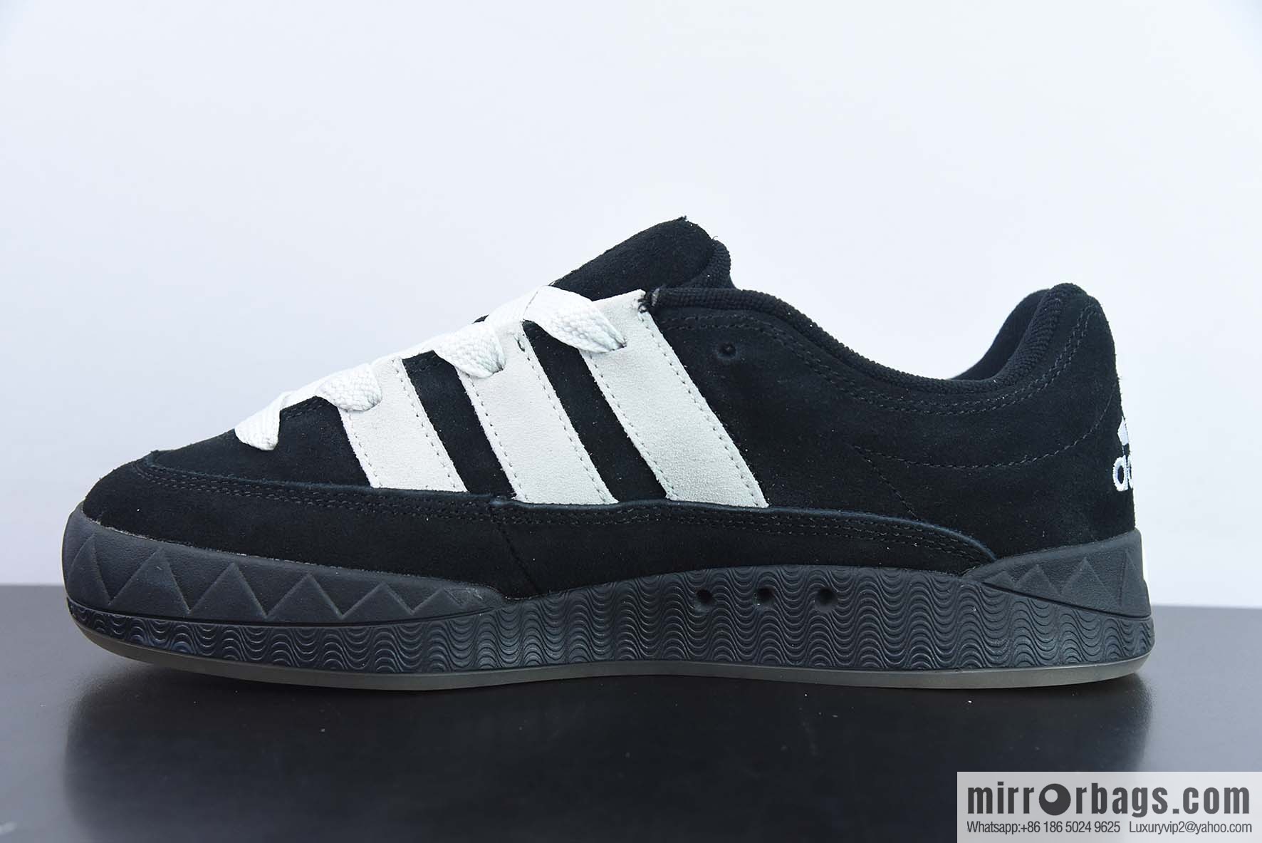 Adidas Adimatic Low Matic Series Low Top Vintage Shark Bread Shoes Sports and Leisure Skateboard Shoes, Item Number: HQ6900