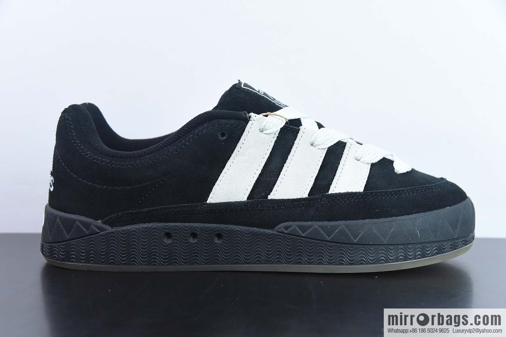 Adidas Adimatic Low Matic Series Low Top Vintage Shark Bread Shoes Sports and Leisure Skateboard Shoes, Item Number: HQ6900
